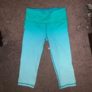 VSX Crop Leggings
